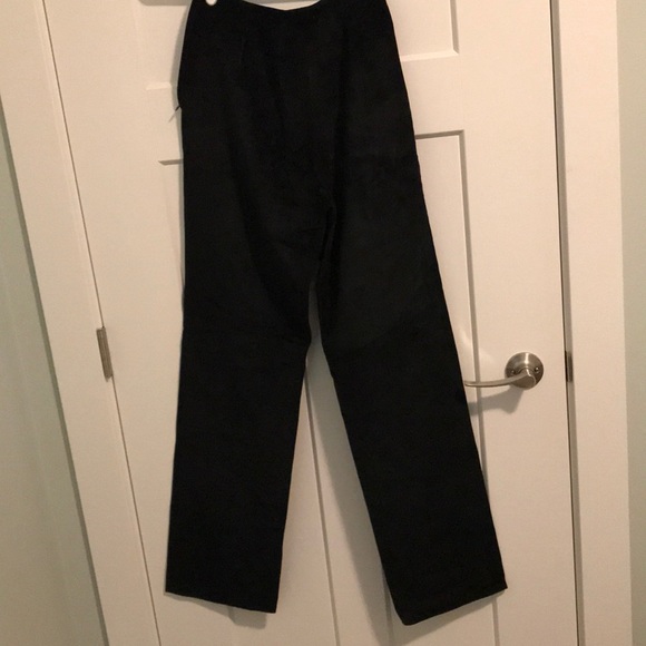 Danier black suede lined pants - Picture 4 of 4